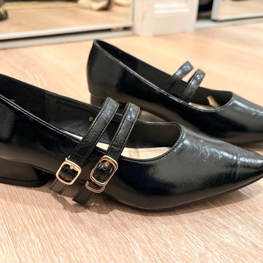 Classic Black Double-Strap Mary Jane Pump - Women's